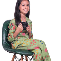 The Evergreen Ease